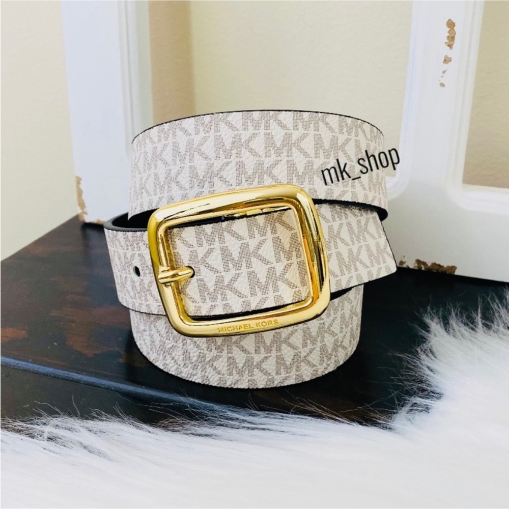 Michael Kors Women’s Twist Reversible Belt Large